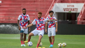 Com duas dúvidas e confiando em boa fase de Vágner, Náutico fecha preparação para pegar o Vila