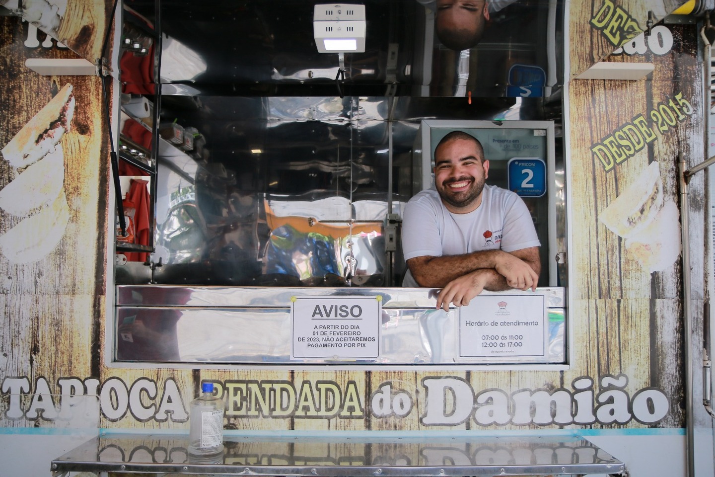 Comerciantes do Bairro do Recife vivem expectativa de movimento melhor com o São João