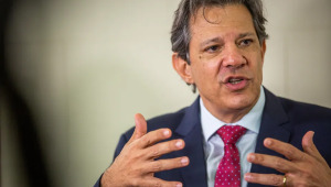 Há espaço para Copom cortar 0,5% de juros por dez reuniões seguidas, diz Haddad