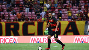 Pernambucano 2025: goleiro do Retrô, Darley promete vontade e dedicação no Estadual