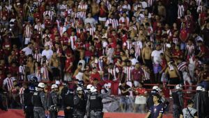 Stuttgart empata no fim com Heidenheim em jogo eletrizante no Campeonato Alemão