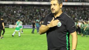 Francisco Sales celebra título do Retrô na Série D