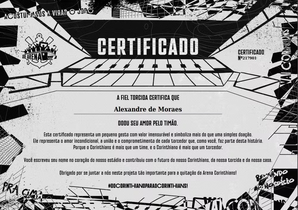 Torcedor do Corinthians, Moraes participa de “vaquinha” para quitar estádio e recebe certificado