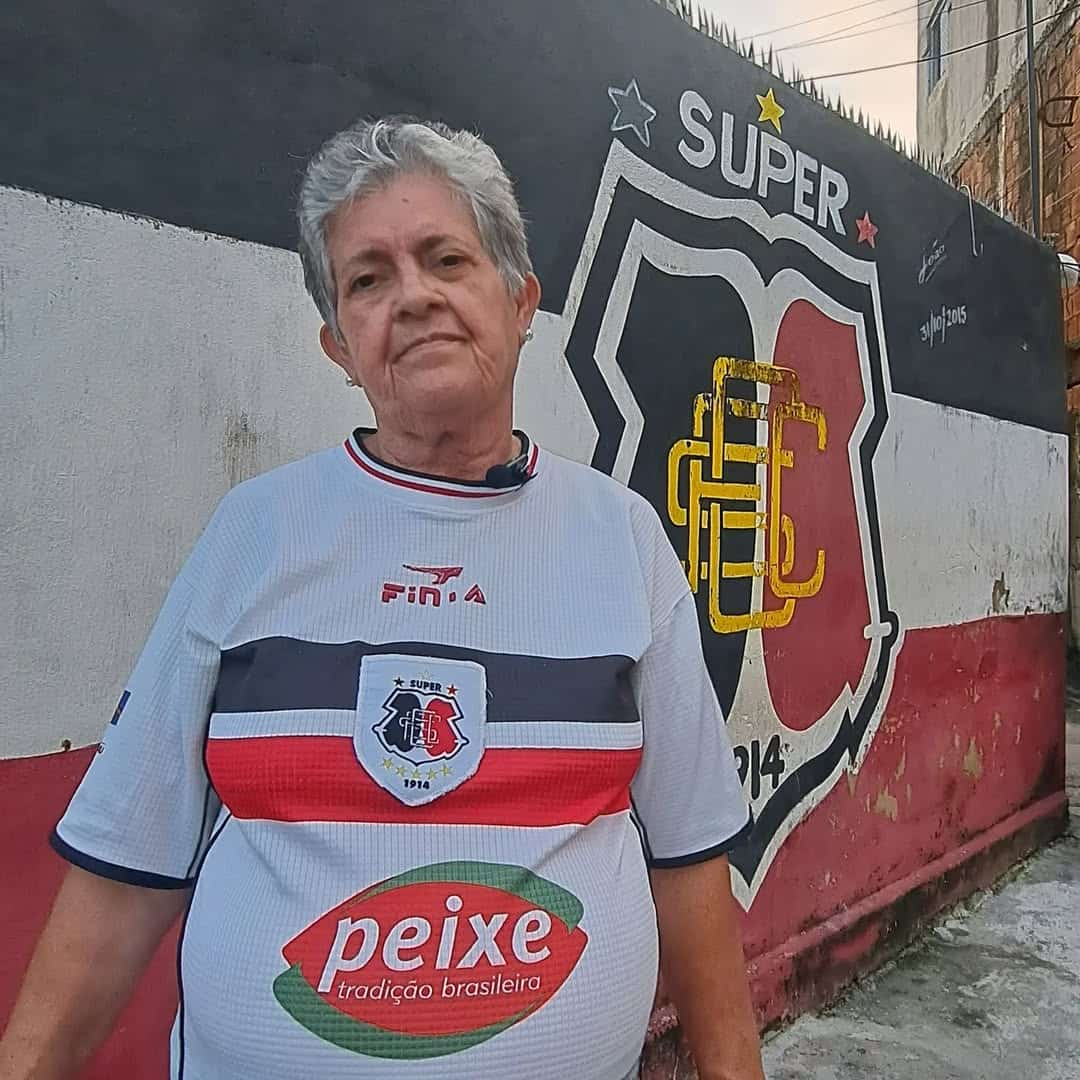 Santa Cruz: jornalista registra expressões culturais da torcida tricolor no Instagram